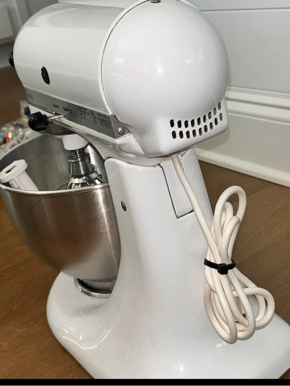 Kitchenaid Mixer Model Classic K45SS White w/ 3 Attachments Works 100%